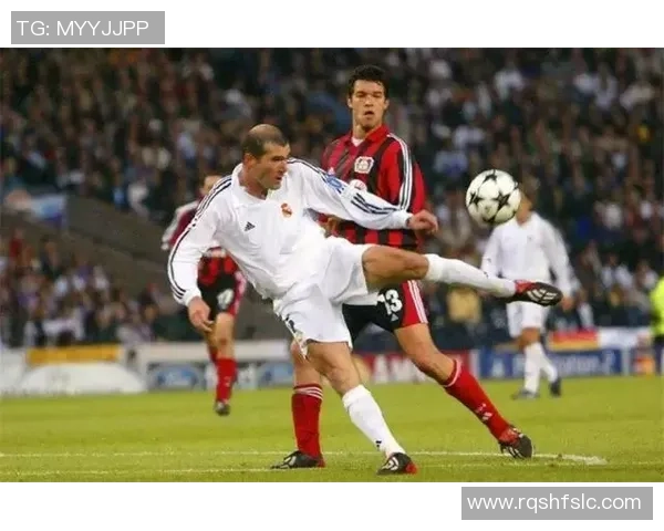 足球巨星心中偶像揭秘 各大球员最崇拜的运动员与背后的故事